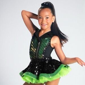 Weissman Showtime Top Secret Personal Beeswax
13581 Lime Green Dance Costume SC